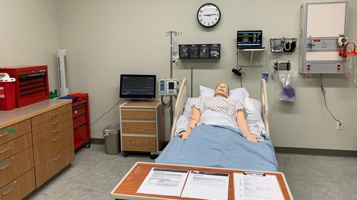 sim lab bed